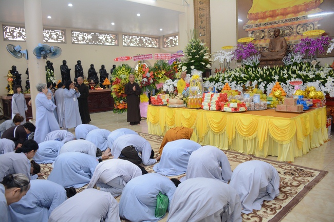 Grand Master’ Anniversary of Death – Hoang Phap’s Founder