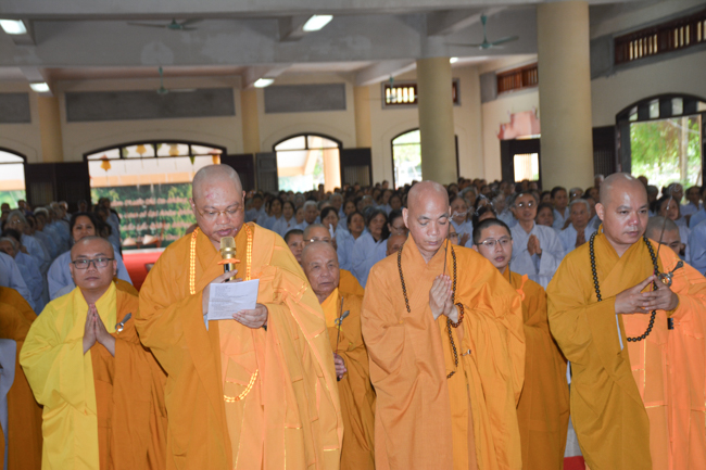 The Founder 's death anniversary at Tây Khánh Pagoda in Thái Bình Province