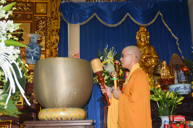 The Founder 's death anniversary at Tây Khánh Pagoda in Thái Bình Province