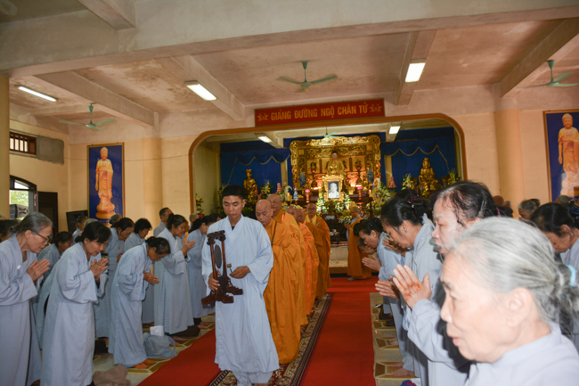 The Founder 's death anniversary at Tây Khánh Pagoda in Thái Bình Province