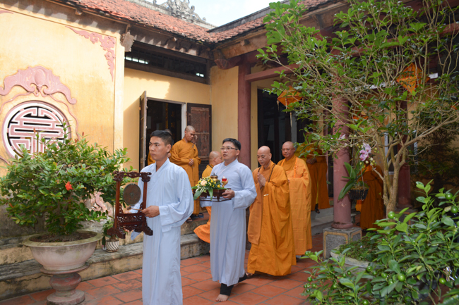 The Founder 's death anniversary at Tây Khánh Pagoda in Thái Bình Province
