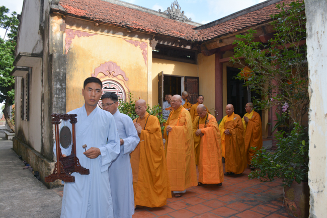 The Founder 's death anniversary at Tây Khánh Pagoda in Thái Bình Province
