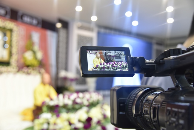 Gathering for the Grateful Tradition