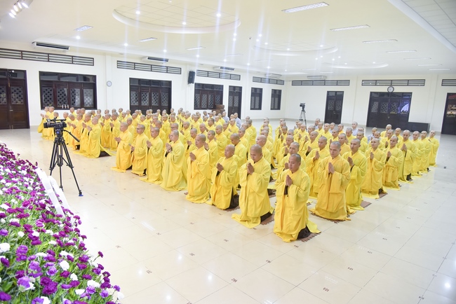 Gathering for the Grateful Tradition