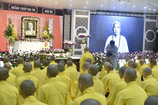 Gathering for the Grateful Tradition