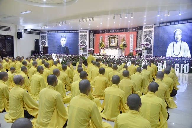 Gathering for the Grateful Tradition