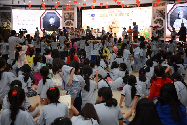 The Kid’s Playground