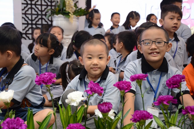 The Kid’s Playground