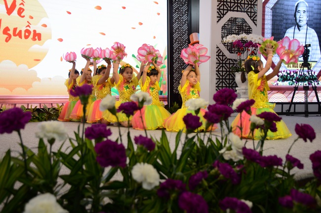 The Kid’s Playground