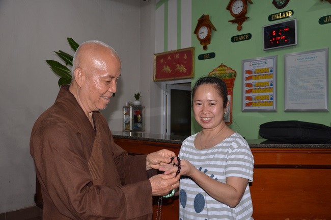 Commencement ceremony in Binh Duong and praying for safety in Can Tho.