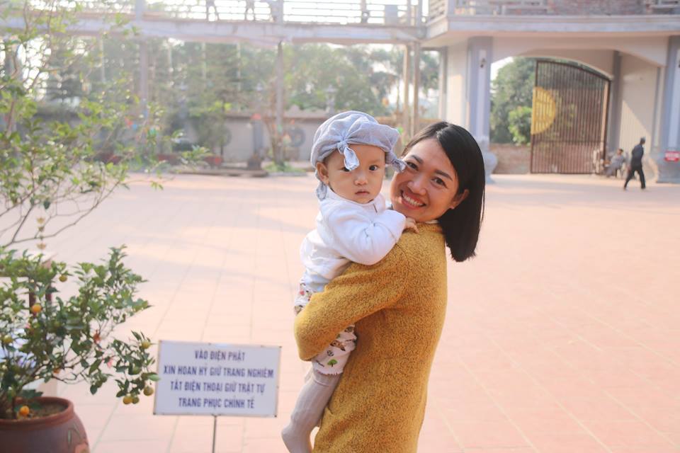 Children's smile - the playground of sowing Viet lotus seeds at Hoa Phuc pagoda