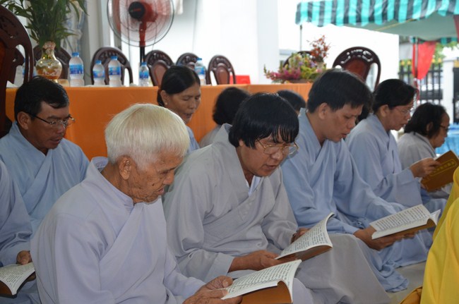 The ceremony praying for rebirth in Long An Province and Hoc Mon District