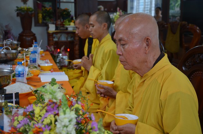 The ceremony praying for rebirth in Long An Province and Hoc Mon District