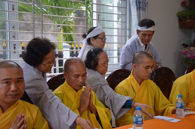 The ceremony praying for rebirth in Long An Province and Hoc Mon District