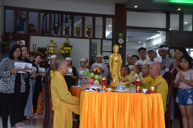 The ceremony praying for rebirth in Long An Province and Hoc Mon District