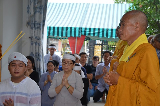 The ceremony praying for rebirth in Long An Province and Hoc Mon District