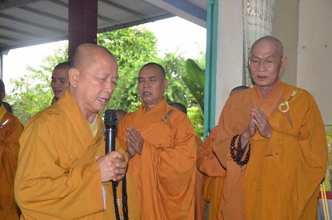 The ceremony praying for rebirth in Long An Province and Hoc Mon District