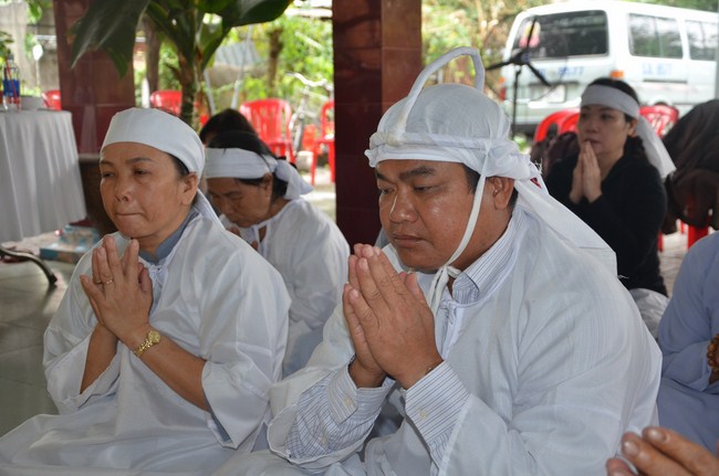 The ceremony praying for rebirth in Long An Province and Hoc Mon District