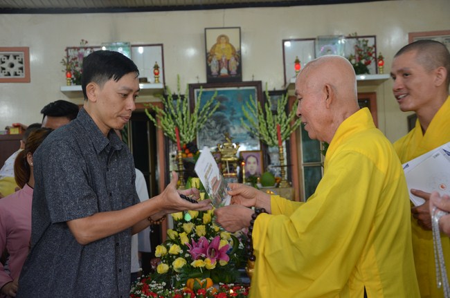 The ceremony praying for rebirth in Long An Province and Hoc Mon District