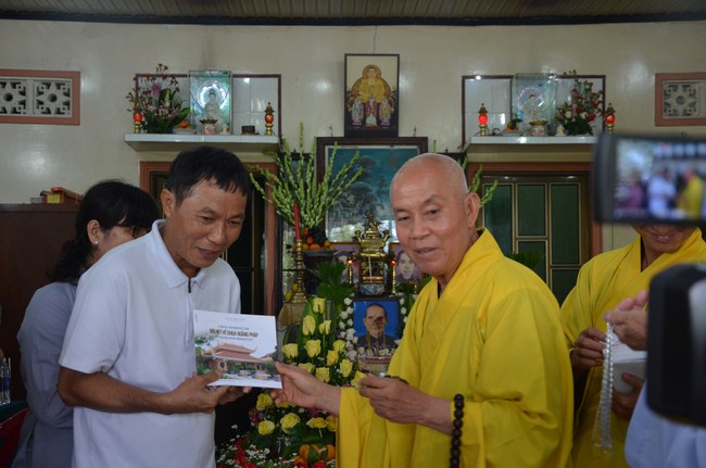 The ceremony praying for rebirth in Long An Province and Hoc Mon District