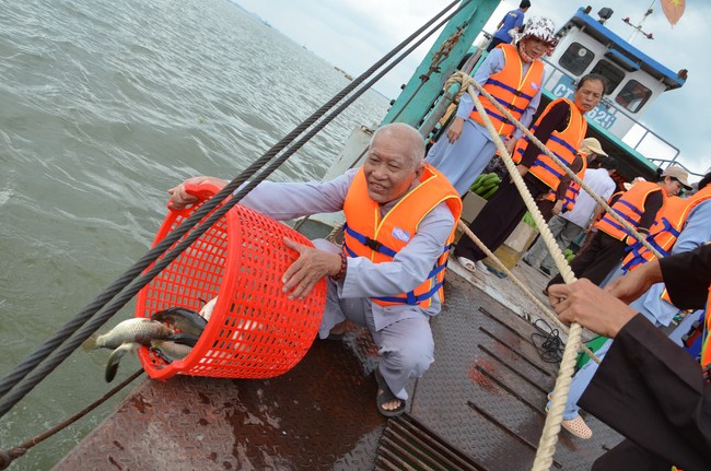 The ceremony praying for rebirth in Long An Province and Hoc Mon District