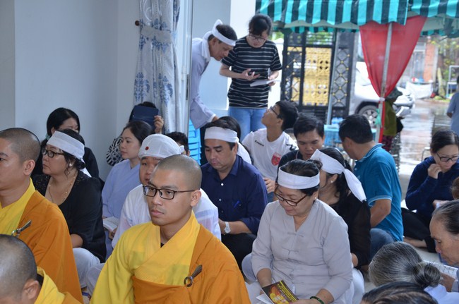 The ceremony praying for rebirth in Long An Province and Hoc Mon District