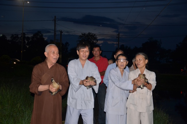 A praying ceremony for the rebirth and releasing creatures in Cu Chi
