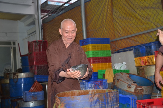 A praying ceremony for the rebirth and releasing creatures in Cu Chi