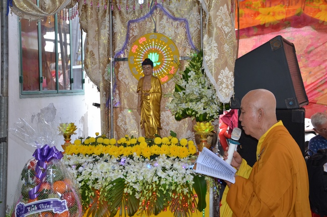 A praying ceremony for the rebirth and releasing creatures in Cu Chi