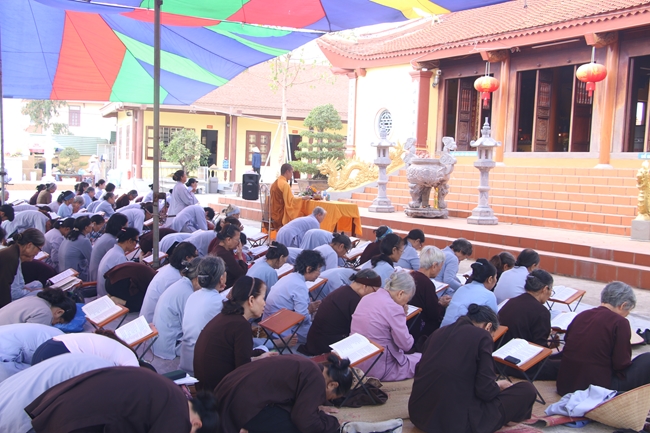 Pray-for-peace cultivation course at Tieu Dao Pagoda - QuangNinh Province
