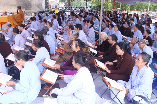 Pray-for-peace cultivation course at Tieu Dao Pagoda - QuangNinh Province