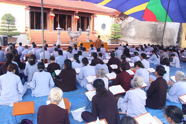 Pray-for-peace cultivation course at Tieu Dao Pagoda - QuangNinh Province