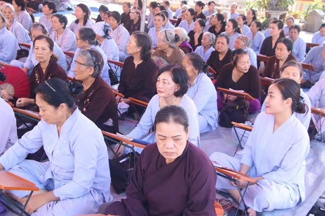 Pray-for-peace cultivation course at Tieu Dao Pagoda - QuangNinh Province