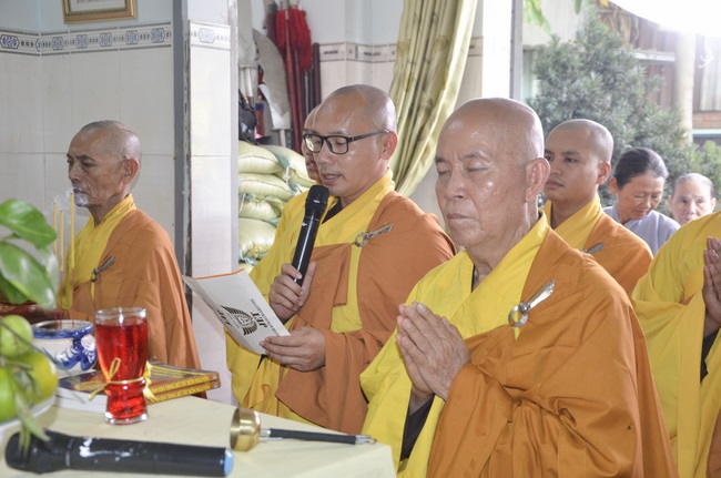 Lễ Cầu Siêu ở quận 12 và Phóng Sanh ở Củ Chi