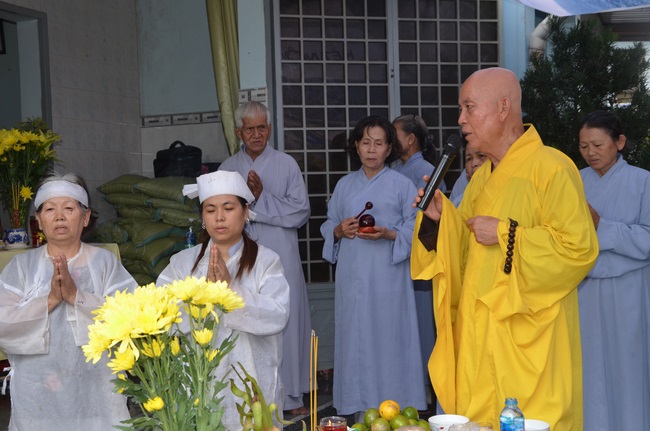 Lễ Cầu Siêu ở quận 12 và Phóng Sanh ở Củ Chi