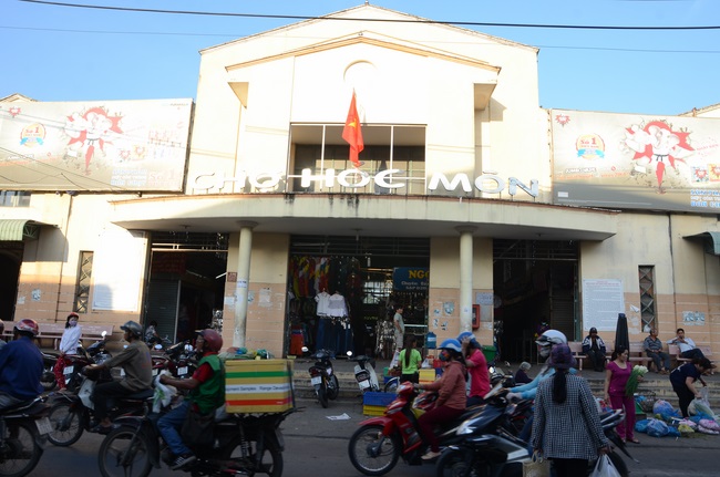 Lễ Cầu Siêu ở quận 12 và Phóng Sanh ở Củ Chi