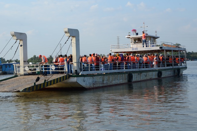 Lễ Cầu Siêu ở quận 12 và Phóng Sanh ở Củ Chi