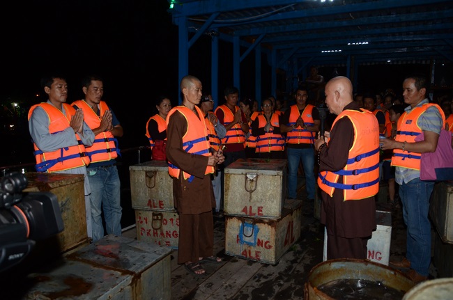 Lễ Cầu Siêu ở quận 12 và Phóng Sanh ở Củ Chi