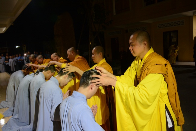 Lễ thế phát xuất gia  – đợt 2/2018