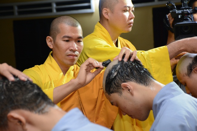 Lễ thế phát xuất gia  – đợt 2/2018