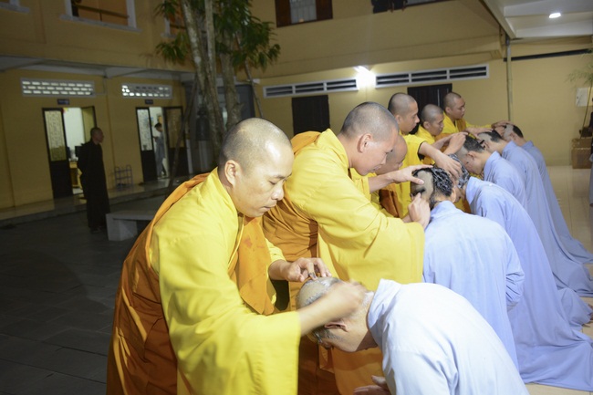 Lễ thế phát xuất gia  – đợt 2/2018