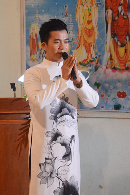 Đêm hoa đăng kỷ niệm đức Phật A-di-đà tại chùa Phước Thiện  – TP. Hồ Chí Minh