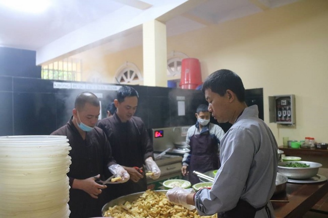 Hà Nội: Khóa tu “Hướng Về Tịnh Độ” mừng ngày khánh đản đức Phật A-di-đà