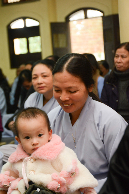 The ceremony of taking refuge at Tay Khanh Pagoda - Thai Binh