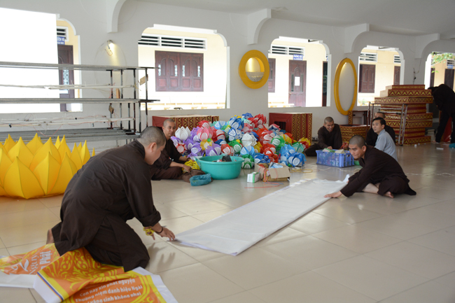 Prepare for Amitabha Buddha’s Birthday