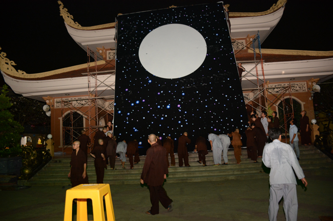 Prepare for Amitabha Buddha’s Birthday