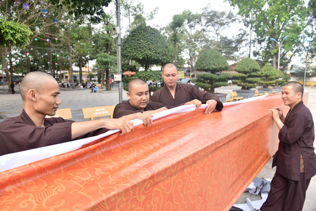 Prepare for Amitabha Buddha’s Birthday