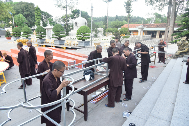 Prepare for Amitabha Buddha’s Birthday