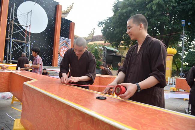 Prepare for Amitabha Buddha’s Birthday