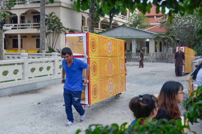 Prepare for Amitabha Buddha’s Birthday